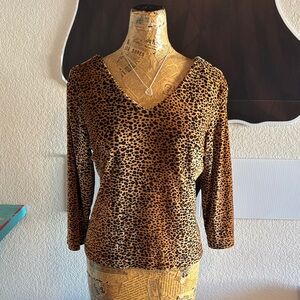No Boundaries vintage leopard animal print top (juniors 11/13) approx women s/m
